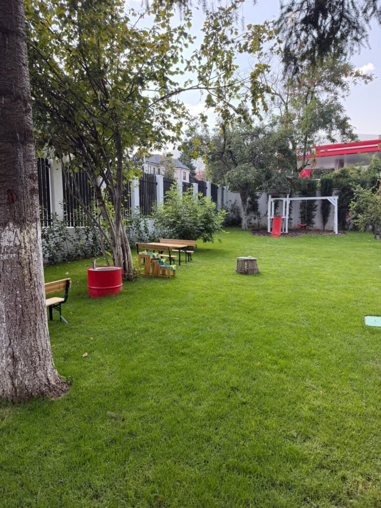 Градината на Montessori Kinderhaus Sofia